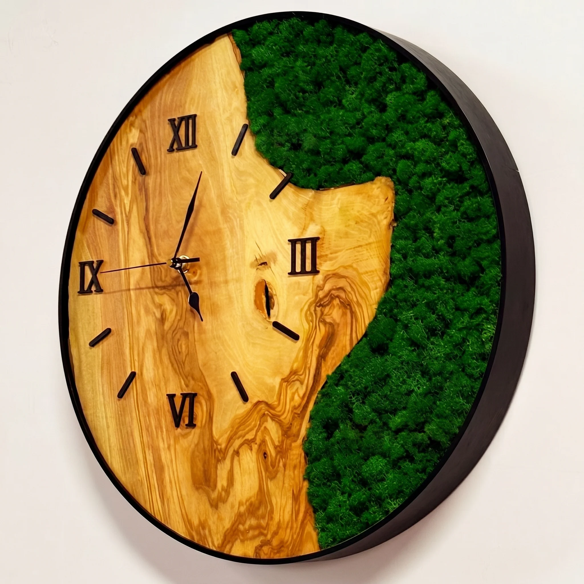 Moss Frame - Clock - Image 5