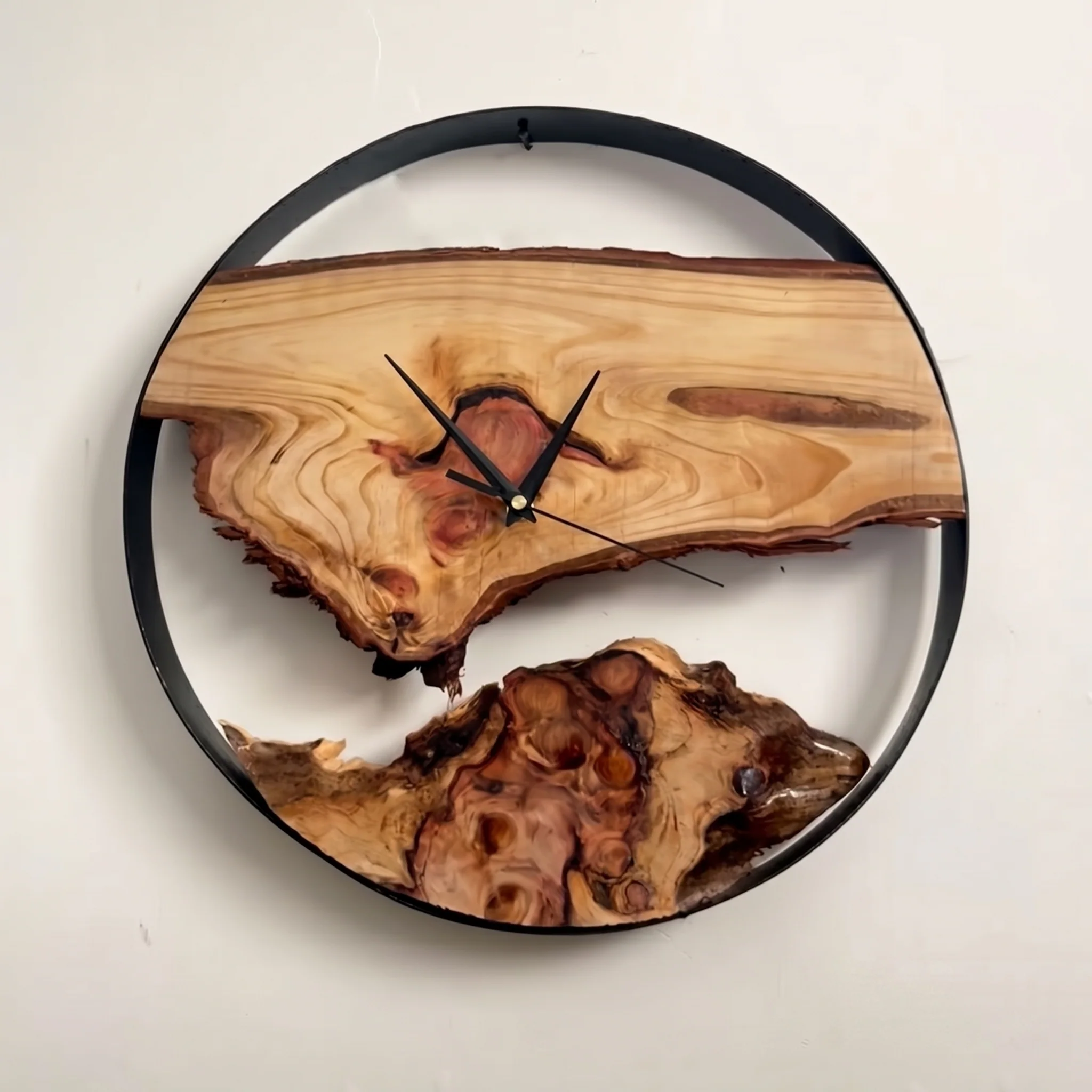 Moss Frame - Clock - Image 9