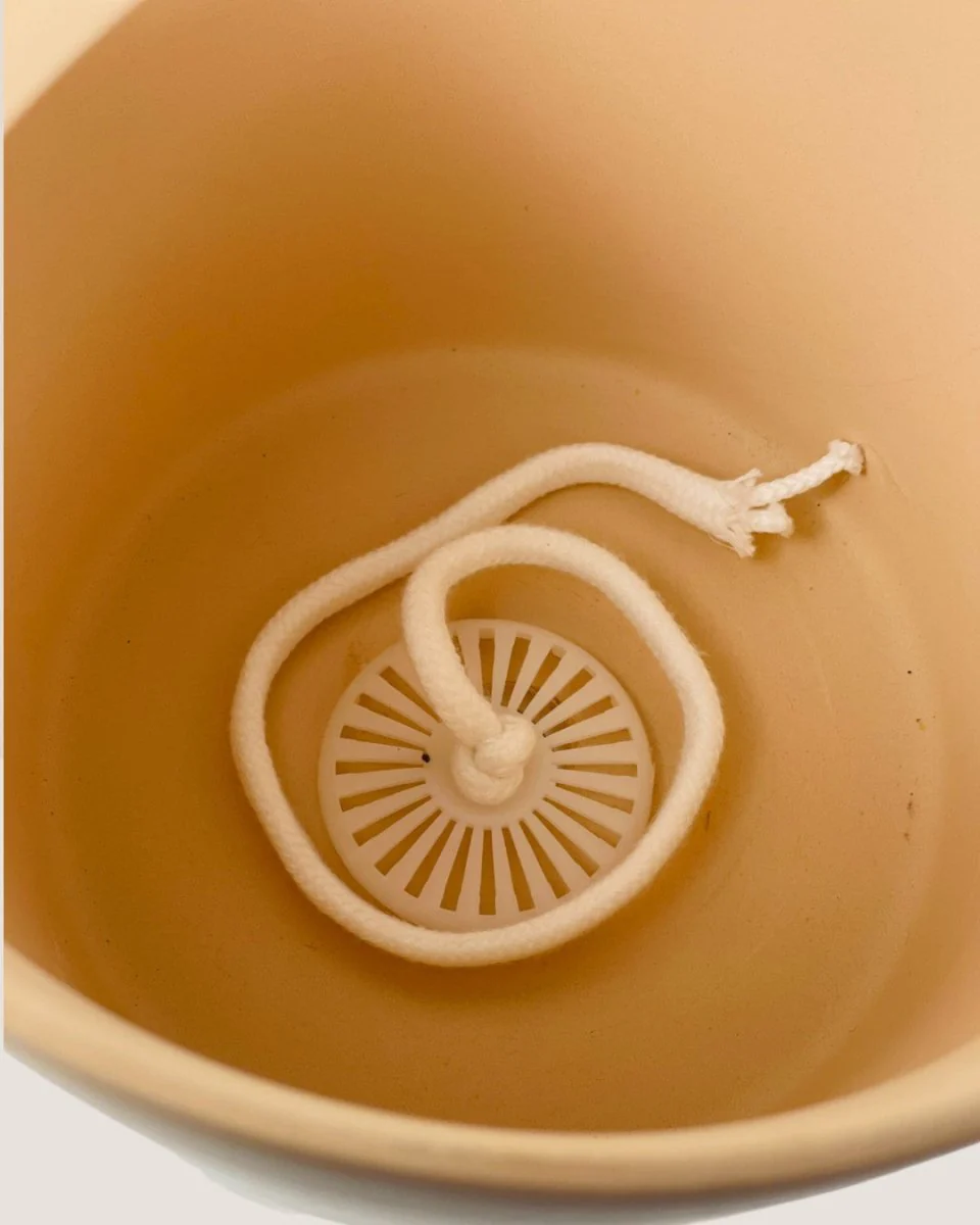 Plant tray with Self Watering Wick - Image 3
